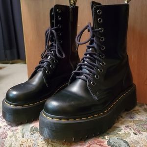 DR. MARTENS JADON HI 10 EYE BOOT US W 7